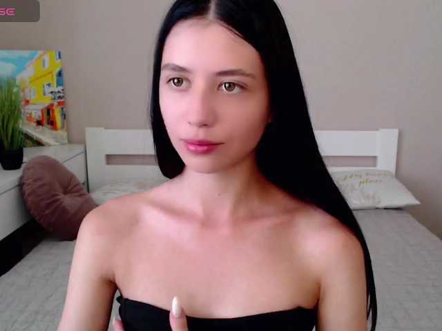 LindaSei online show from August 11, 10:50 am