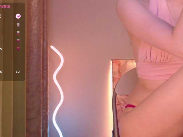 Lindelicious online show from August 2, 6:48 pm