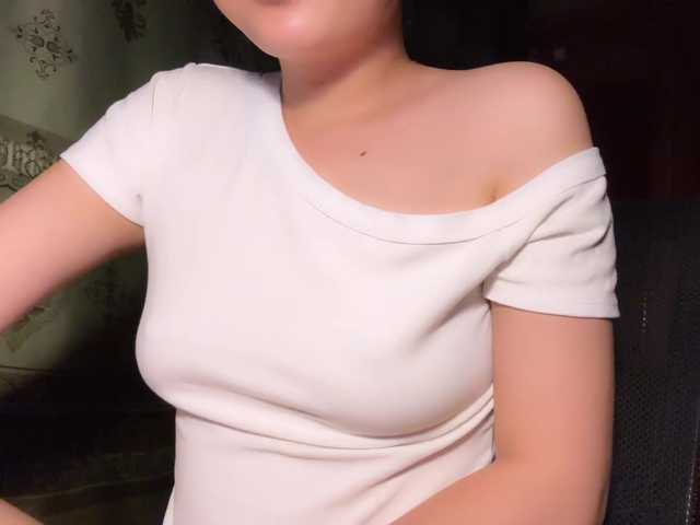 Ling-Jii online show from August 16, 4:11 pm