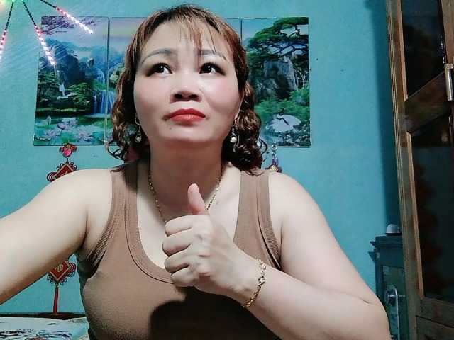 Linhanhsex2k online show from September 5, 5:23 am