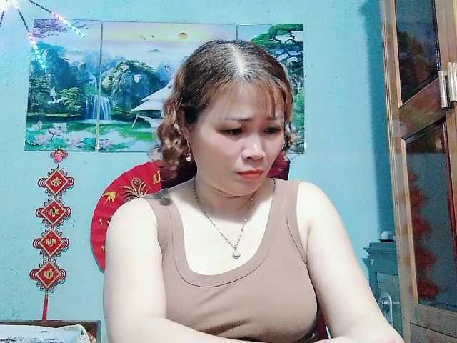 Linhanhsex2k online show from September 5, 7:35 am