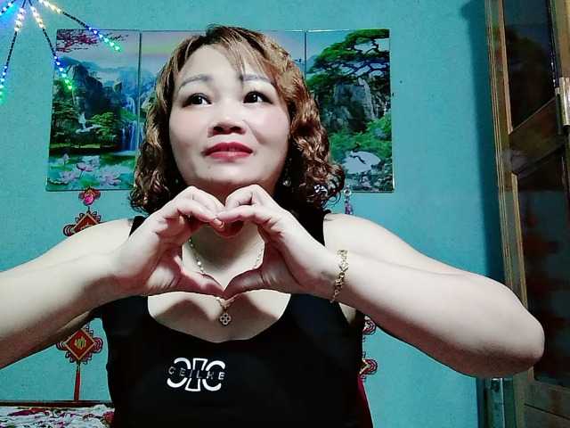 Linhanhsex2k online show from September 9, 8:36 pm