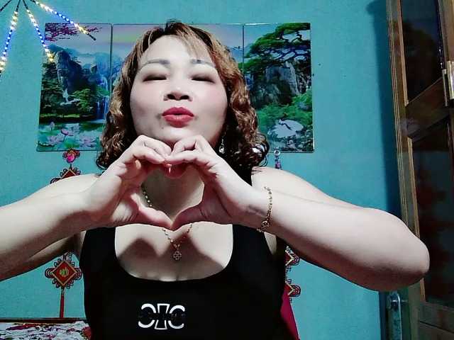 Linhanhsex2k online show from September 9, 9:27 pm