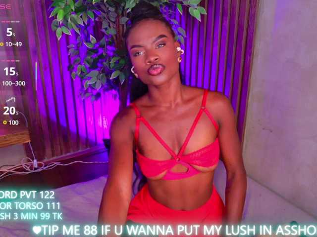 LinsyAdams online show from May 8, 6:10 pm
