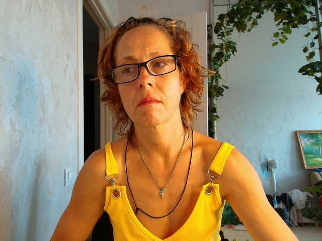 LioraWeiss online show from August 8, 7:41 am