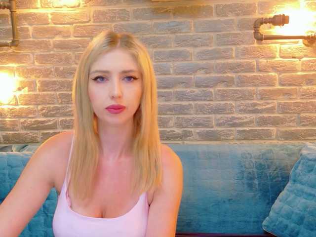 Lisa-Caprice online show from August 16, 4:16 am