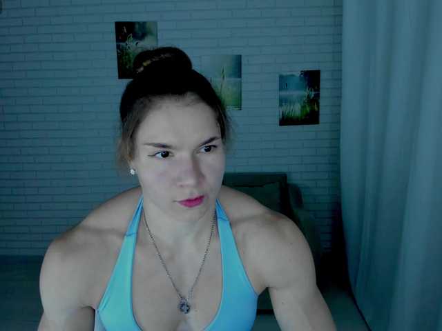 Lisa-Ray online show from September 7, 5:02 am