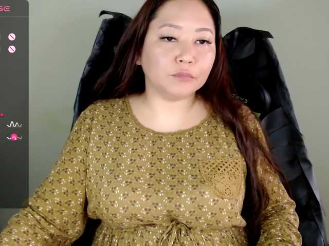LisaAsianFlower online show from August 14, 4:05 am