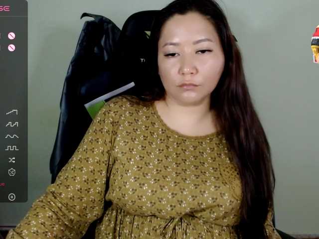 LisaAsianFlower online show from August 17, 7:13 am