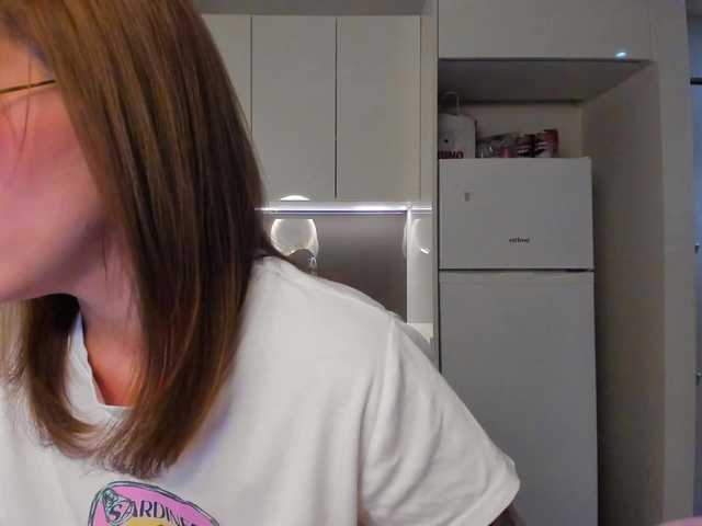 LisaDaniels online show from July 28, 8:15 pm