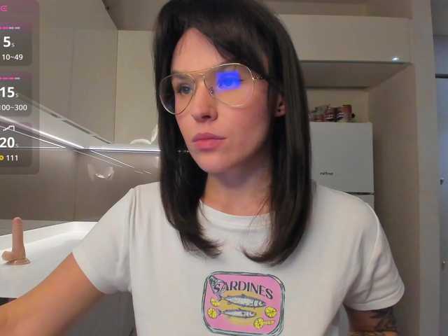 LisaDaniels online show from August 1, 8:04 pm