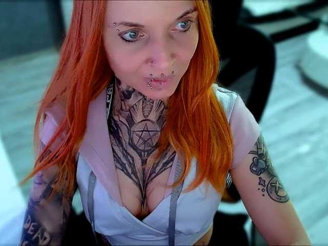 InesModel online show from August 4, 4:59 pm