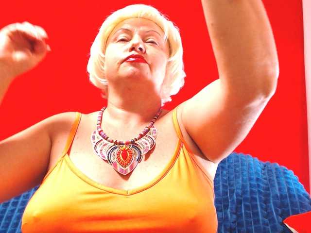 LisaViktoria online show from July 15, 7:42 am