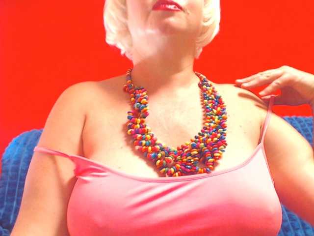 LisaViktoria online show from July 22, 9:00 am