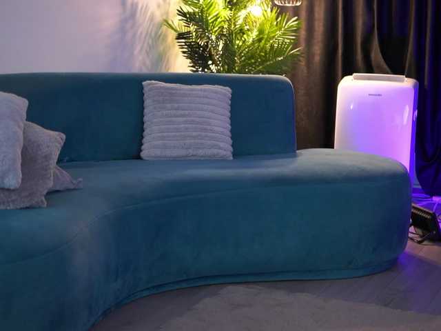 LisetteLuxe online show from August 10, 3:08 am