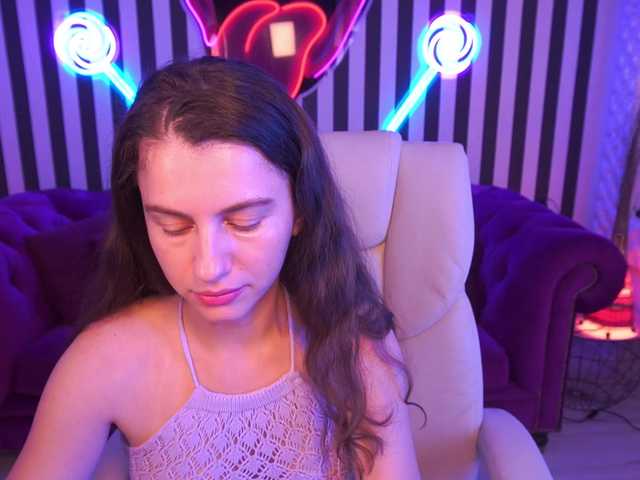 LittleJulii online show from July 27, 3:17 pm