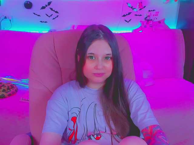 LoliSuccub online show from August 12, 5:15 pm