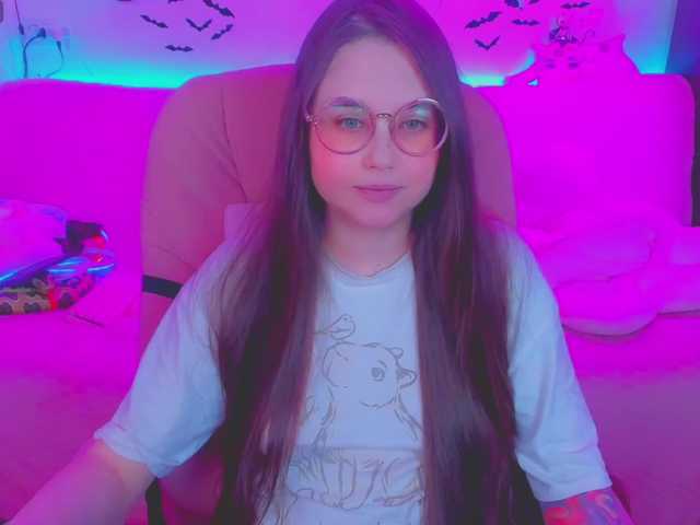 LoliSuccub online show from September 5, 7:19 pm