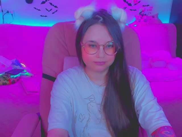 LoliSuccub online show from September 6, 7:53 pm