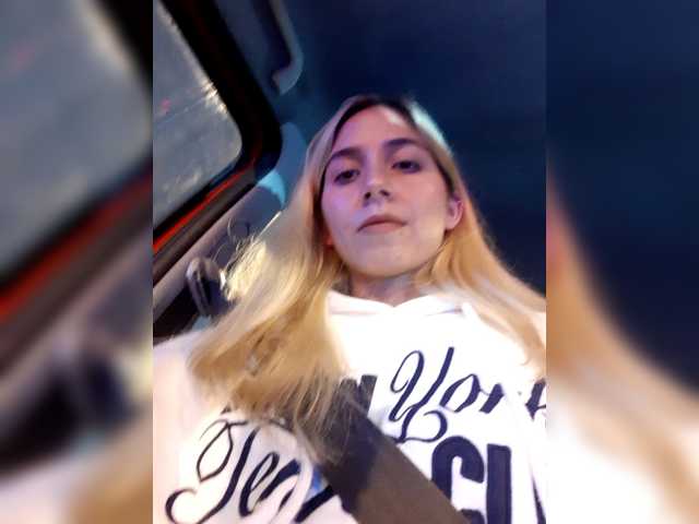  LittleSammy online show from August 13, 1:30 am