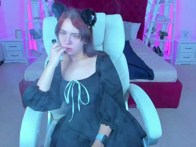 Livia-Shy online show from August 8, 5:51 am