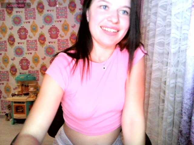 Lizagreii online show from August 6, 6:40 pm