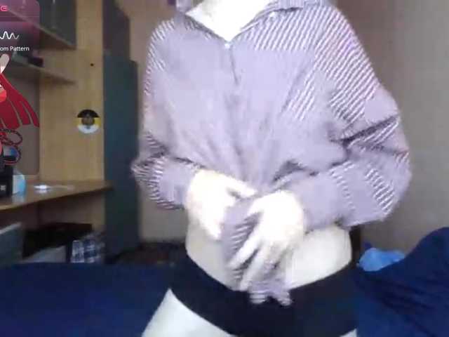 Lizamiillss online show from August 3, 11:28 am