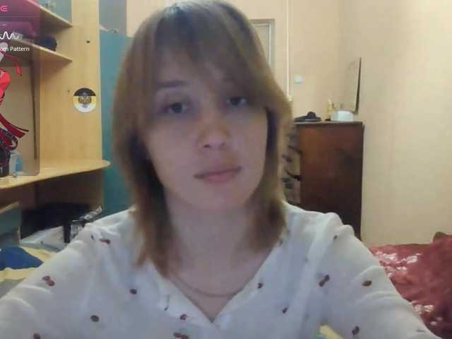 Lizamiillss online show from August 4, 7:44 pm