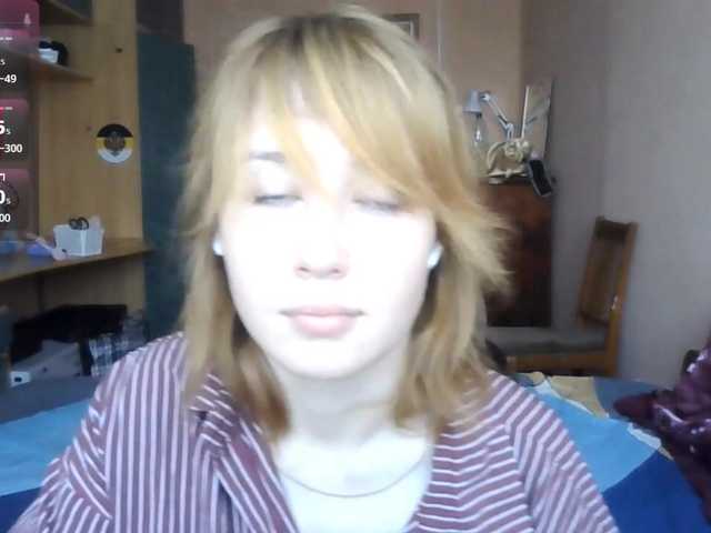 Lizamiillss online show from August 9, 1:34 pm