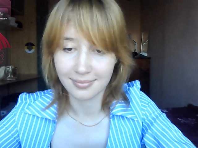 Lizamiillss online show from August 13, 3:04 pm