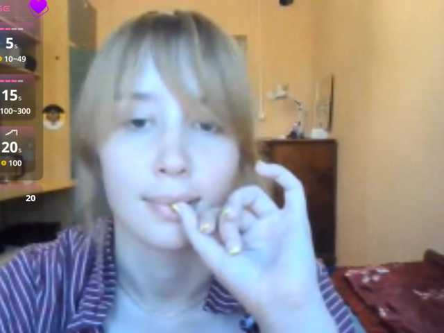 Lizamiillss online show from August 14, 3:59 pm