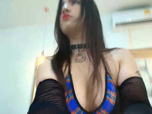 LizzyRaven online show from August 11, 4:53 pm