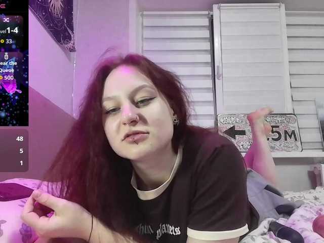 LoiseLovetto online show from August 1, 7:42 pm
