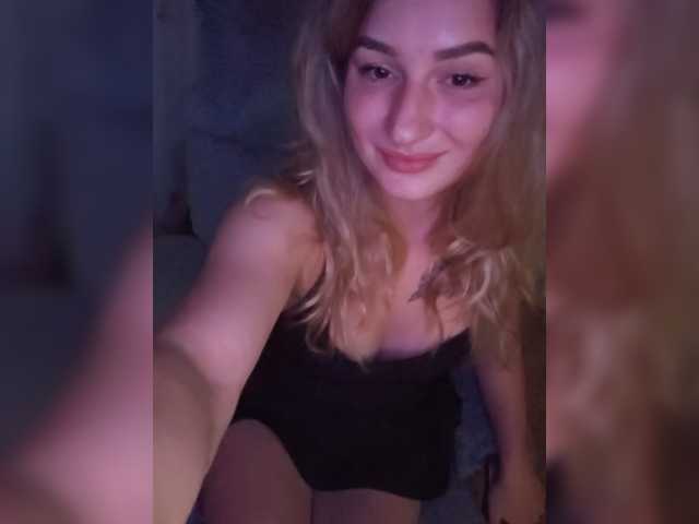 Lola107 online show from August 16, 7:51 pm