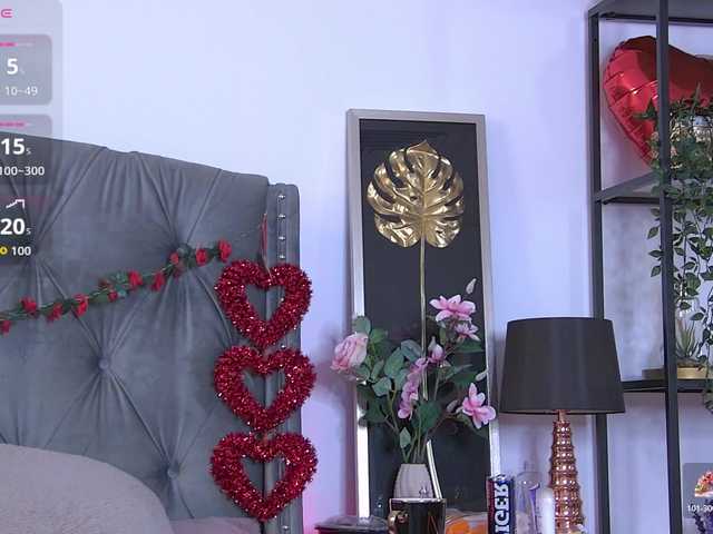 LolaButtie online show from August 13, 4:21 pm