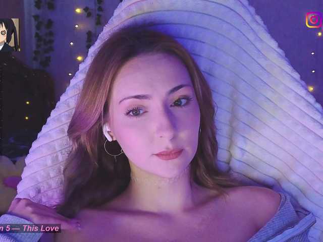 LollyGirlMoon online show from July 16, 8:04 am