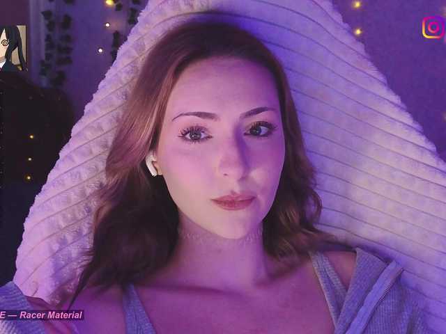 LollyGirlMoon online show from July 20, 7:11 am