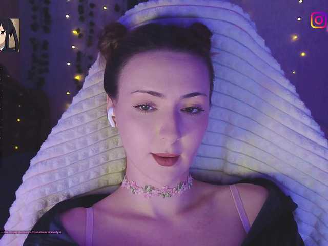 LollyGirlMoon online show from July 21, 7:55 am