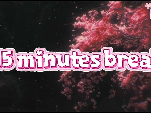 LollyGirlMoon online show from August 3, 4:52 am