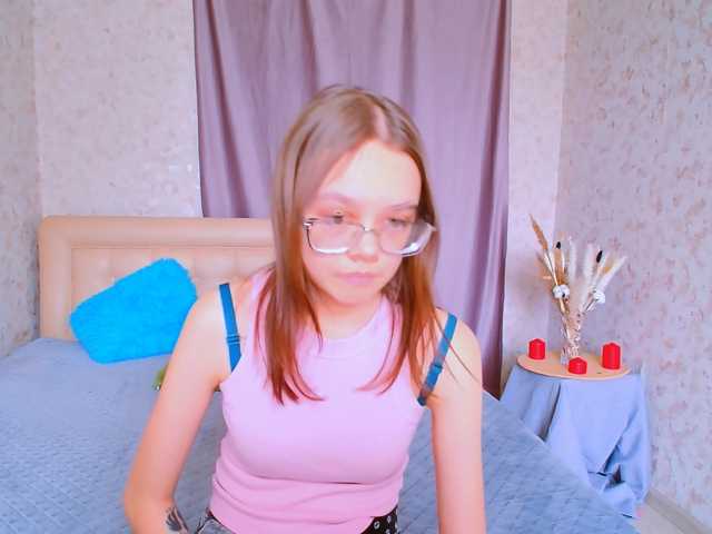 LollyPolly online show from April 15, 8:21 am