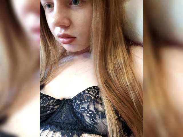 Loloshka222 online show from August 11, 1:35 pm