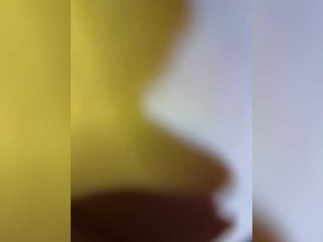 LolyMolyyy online show from April 17, 1:23 am