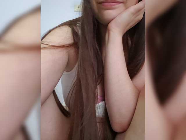 Lona-S online show from August 11, 11:34 am