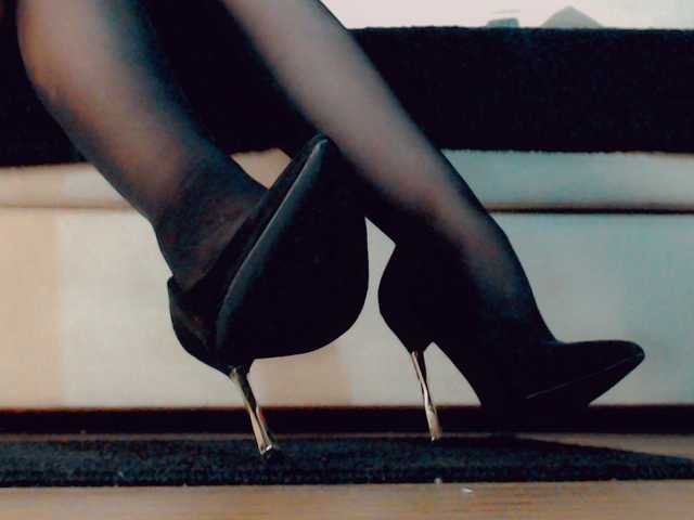  LORDESSA  online show from July 30, 11:00 pm