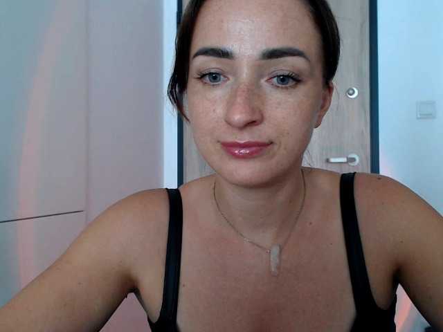 LorennePlay online show from August 5, 3:10 pm
