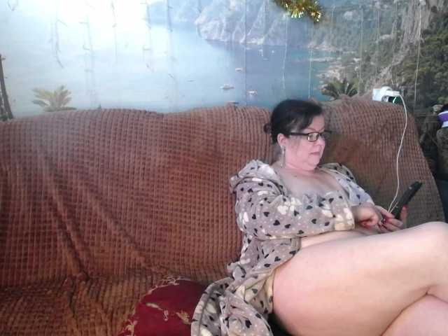 Lori20 online show from August 14, 1:59 pm