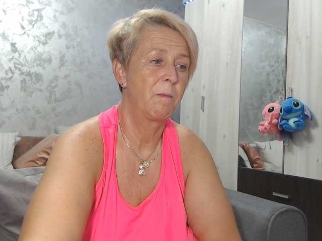 LovePinkLilli online show from August 14, 5:38 pm