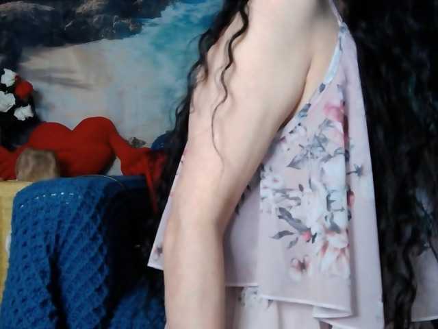 LovelyJess4U online show from July 24, 7:44 am