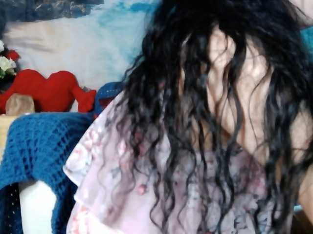 LovelyJess4U online show from August 14, 8:40 am