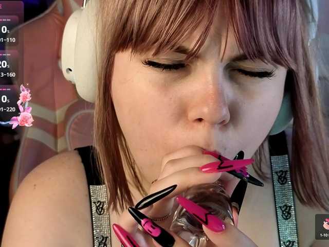 LovelyKristi online show from July 23, 3:09 am